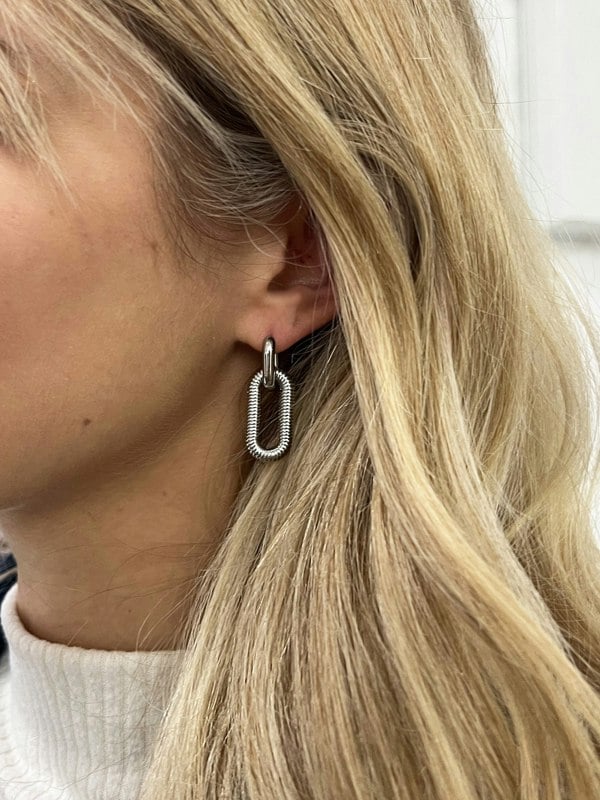 SVNX Ribbed Oval Hoop Earrings in Silver