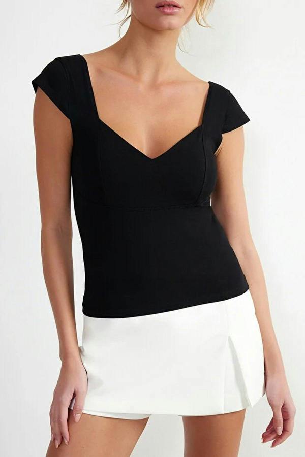 WOVCOR Heart Neckline Fitted Cotton Stretch Knit Blouse