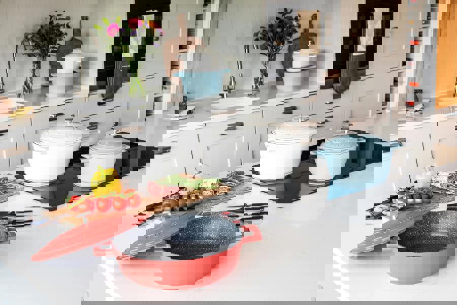 MasterClass Red Shallow Cast Aluminium Casserole Dish, 4L