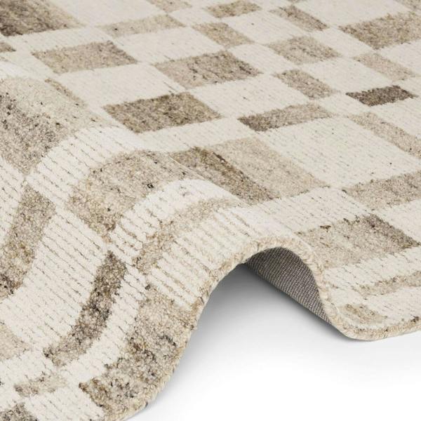 Vikosa Boho Wool Rug Structa Natural Brown Cream abstract design, heating underfoot rug.