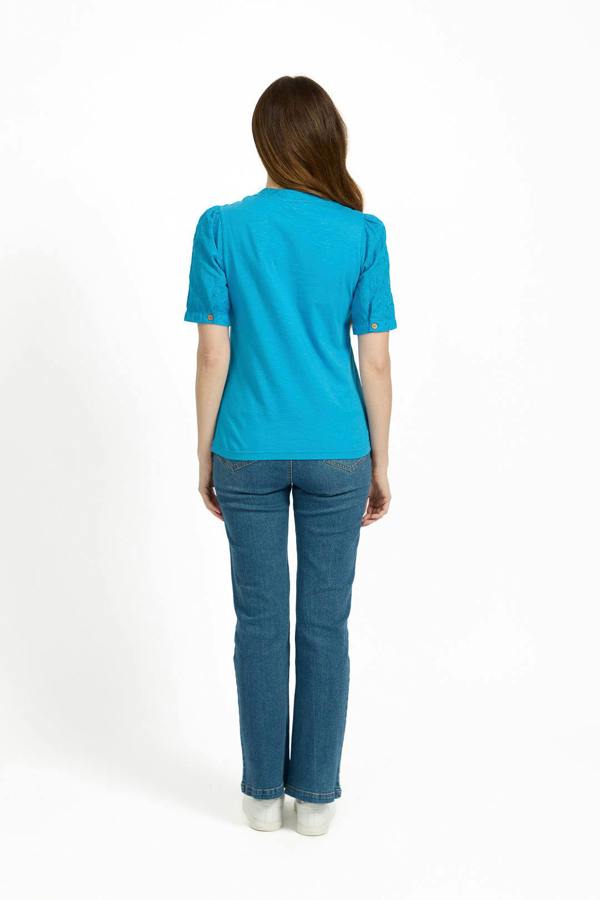 Mudflower V-Neck Button-Up Floral Embroidery Top
