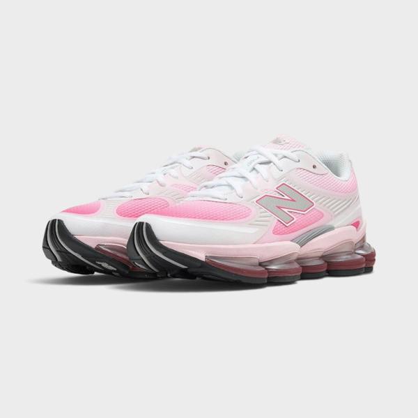 Supplied Fashion New Balance Abzorb 2000 sneakers in vibrant pink with mesh upper and cushioned midsole
