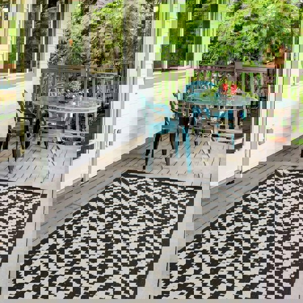 The Rugs Outdoor Rug - Garden / Patio Rugs -Diamond in Black