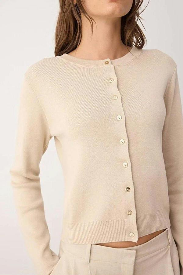 WOVCOR Basic Knit Cardigan with Button Details