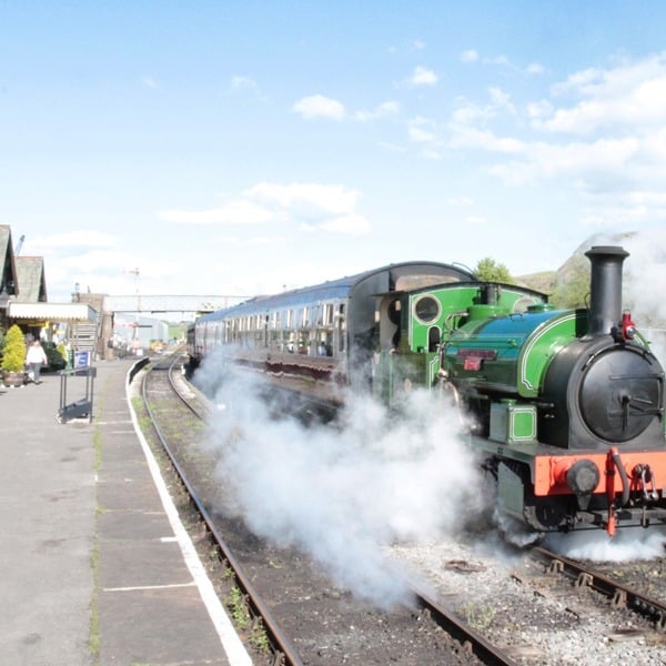 Virgin Experience Days Embsay & Bolton Abbey Railway Steam Train with Afternoon Tea for Two