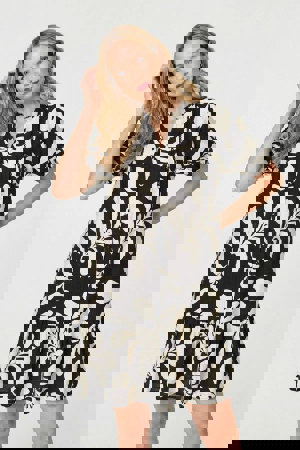 Black | Printed 1/2 Sleeve Tiered Short Dress

