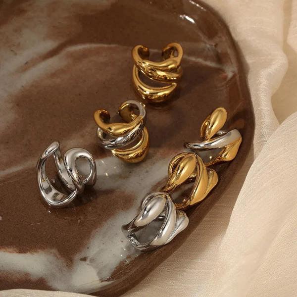 Elk & Bloom 14k Molten Gold Huggie Hoop Ear Cuff