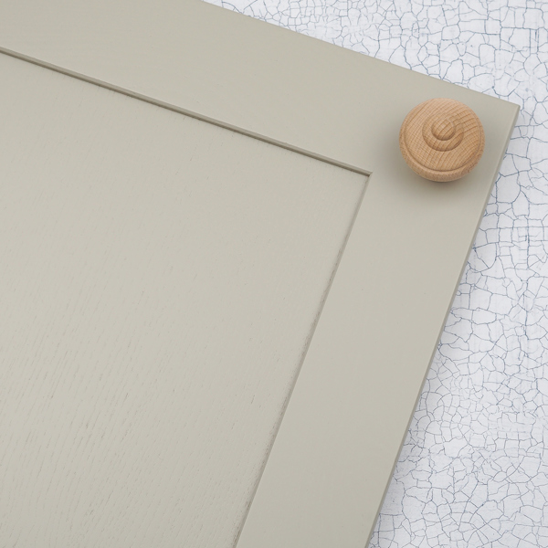 Handle & Home 49mm Beech Wood Round Stepped Face Knob