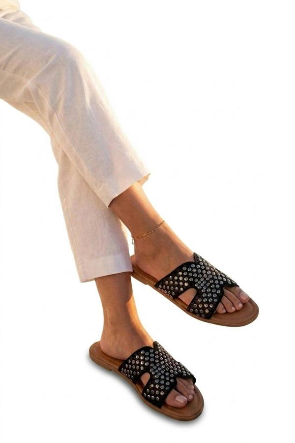 Cordelia Mirrored Disc Embellished H Sandals - Black_wb