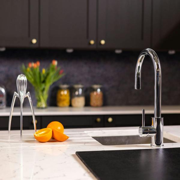 Flode Dölja | Kitchen Mixer Tap | Concealed Pull Out Hose and Spray Head | Chrome