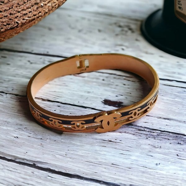 The Colourful Aura Rose Gold Slim Band Cuff Magnetic Bangle