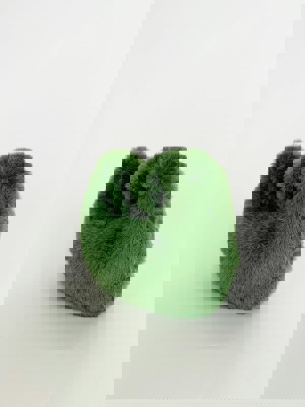 SVNX Faux Fur Soft Grab bag in Green