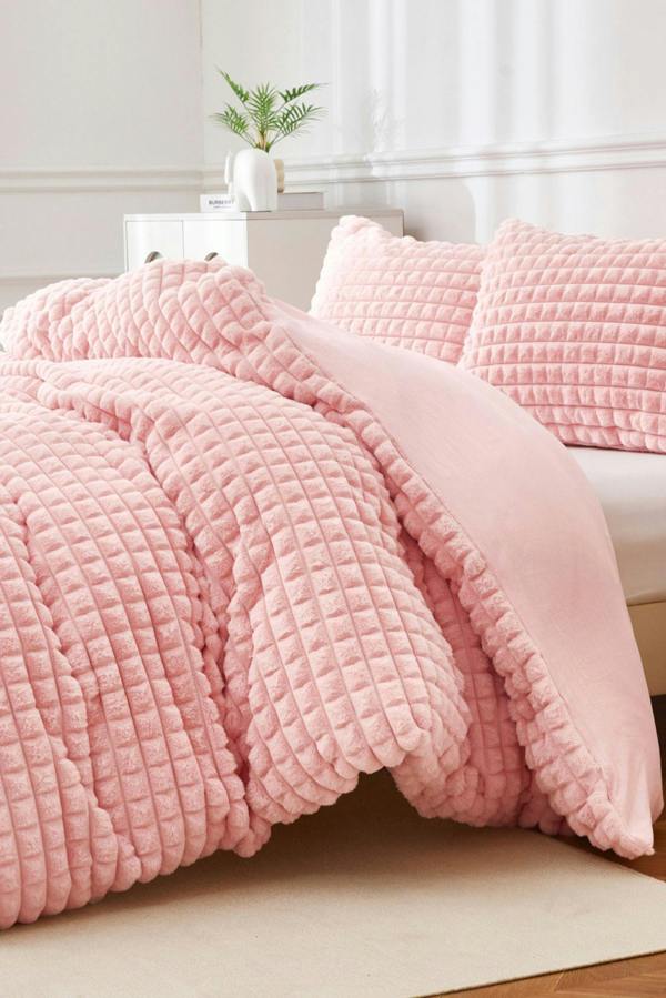 Ezysleep Super Soft Luxury Faux Fur Box Duvet