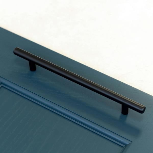 Handle & Home Matt Black Bar Handle