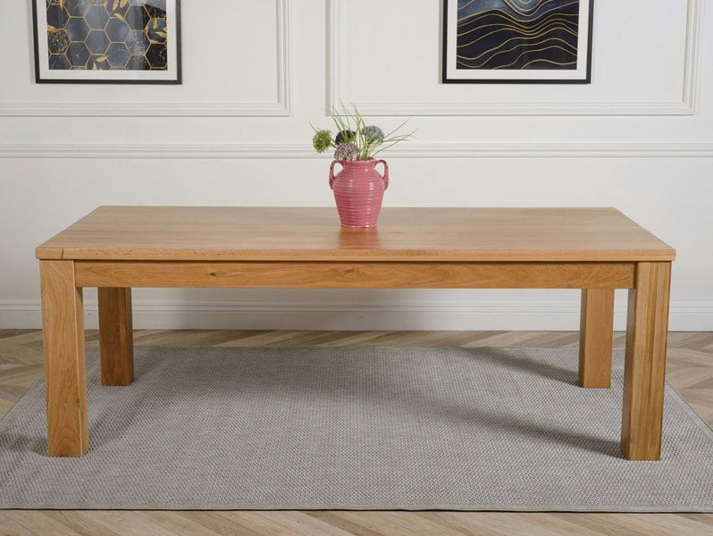 That's Furniture Dakota Extra Large Oak Dining Table with Montana Leather Chairs