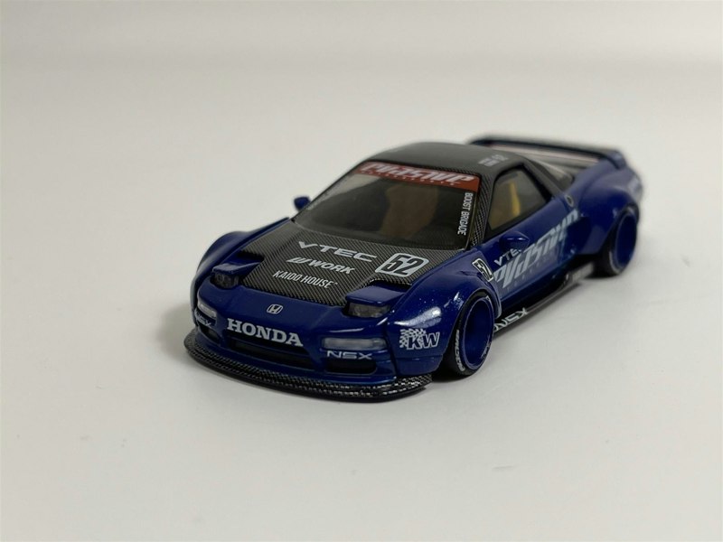 Mini GT Honda NSX Evasive V2 KHMG137 1:64 Scale KHMG137