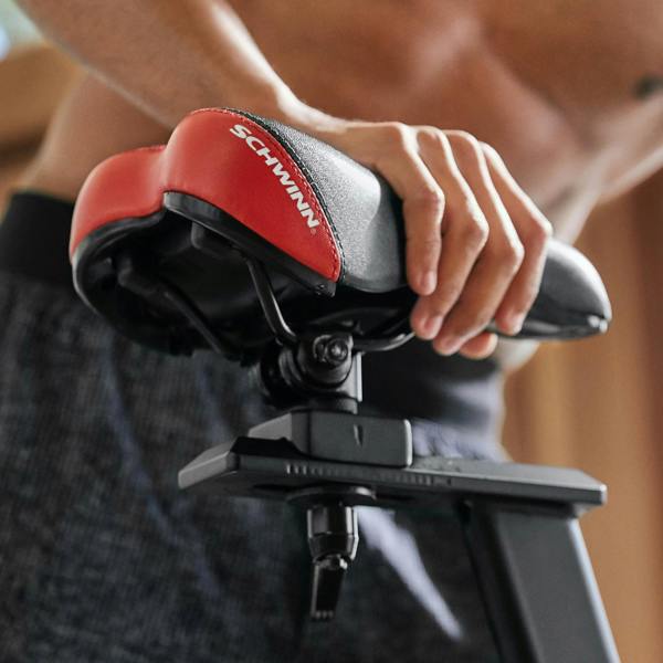 Schwinn Fitness 700IC Indoor Cycle - uk.johnsonfitness.com