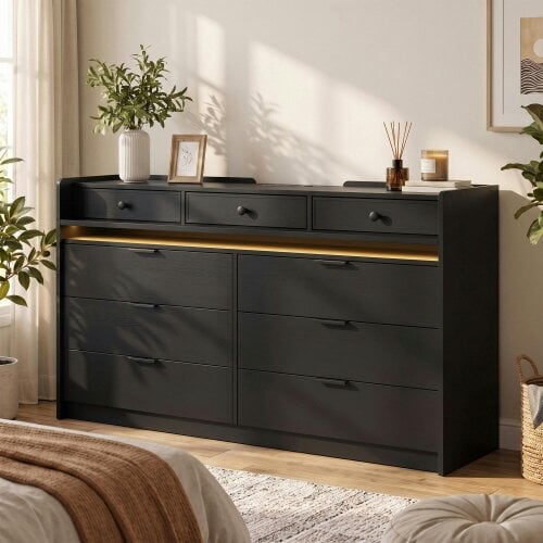 HOMCOM Chest of Drawers for Bedroom with LED Light & Charging Station, Black