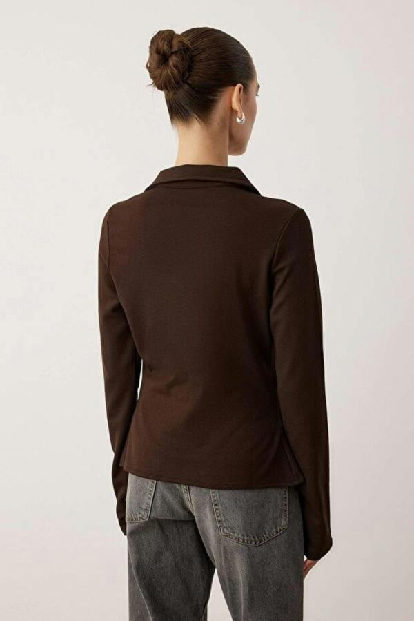 WOVCOR Polo Collar Hooked Fitted Knit Blouse