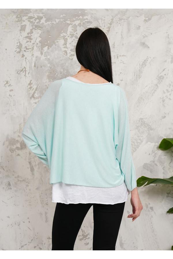 Hoxton Gal Oversized Long Sleeves Double Layered Top with Necklace in Mint
