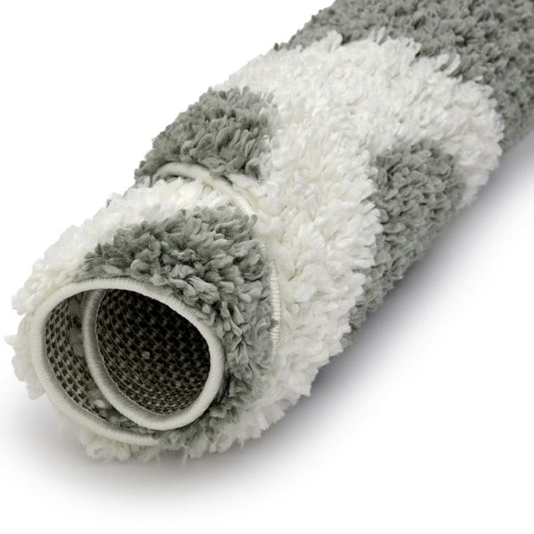 Moodi Shaggy Green, plush underfoot feel, easy to clean | THE RUGS