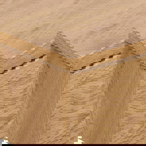 Furniture To Go Avignon Square Bedside Table with 1 Drawer in Oak