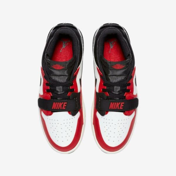 Nike CD7069-106 Sneakers   in  White