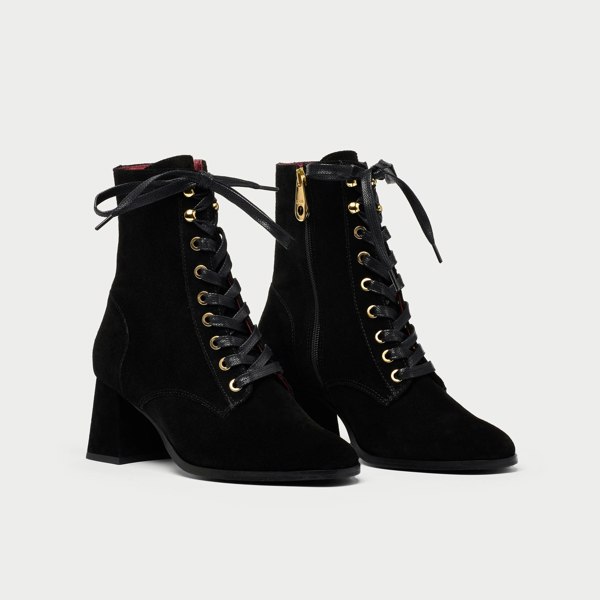 Calla Cleo Boots - Black Suede