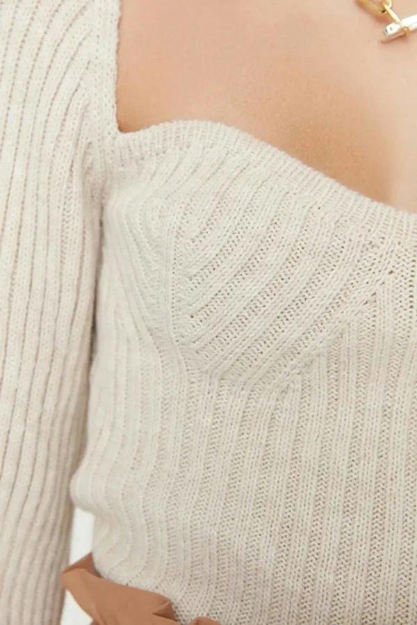 WOVCOR Crop Sweetheart Neck Knit Sweater