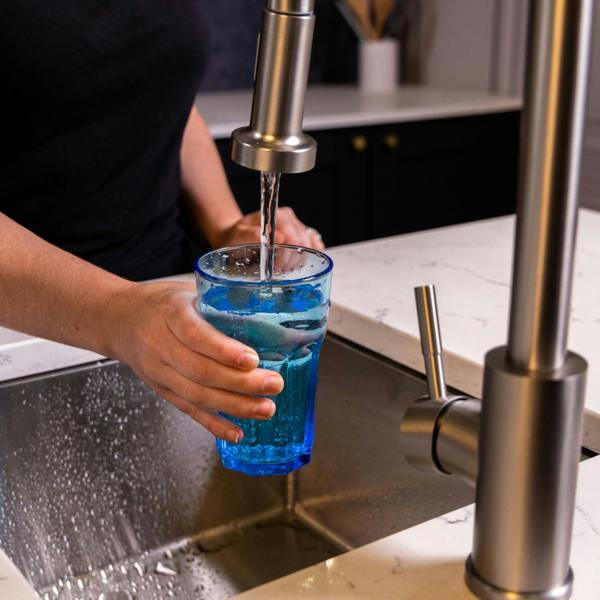 Flode Runda | Kitchen Sink Mixer with Pull out Spray | Brushed Steel | Round Head