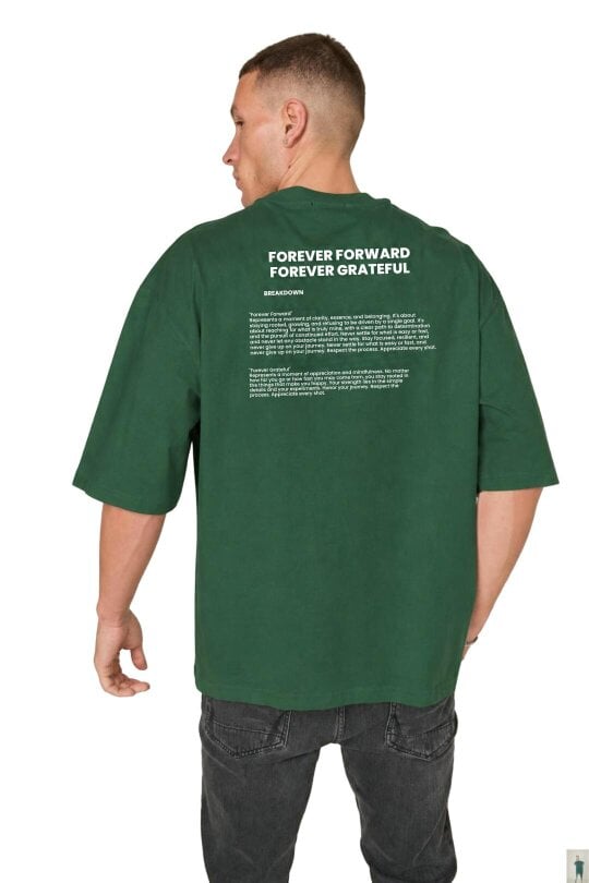 Elaina Fashion Men’s Oversized Heavyweight T-Shirt – “Forever Forward. Forever Grateful.”