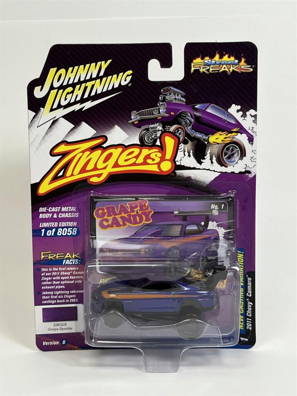 Johnny Lightning 2011 Chevy Camaro Zinger Grape Sparkle 1:64 Scale JLSF024B