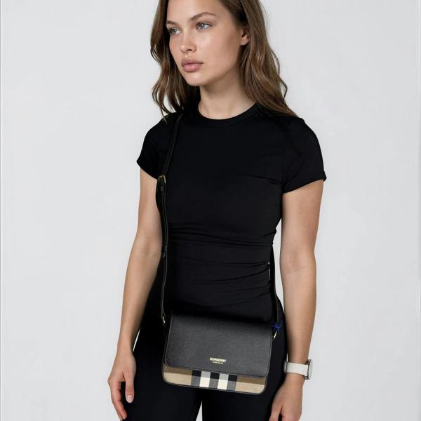 Burberry 'New Hampshire' Leather Shoulder Bag Black - chancefashionco