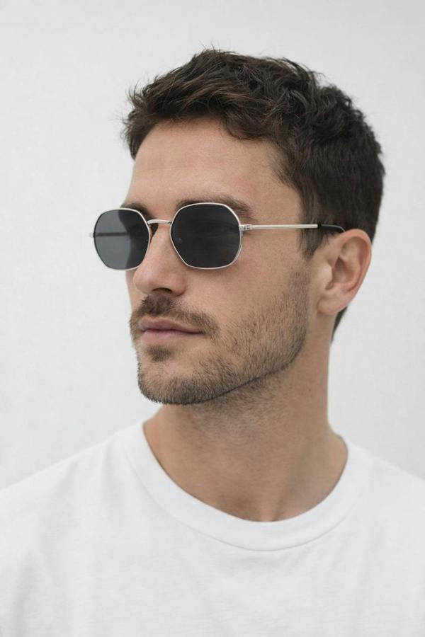 Hexagon Metal Frame Sunglasses with Mirror Lenses in Silver - svnx
