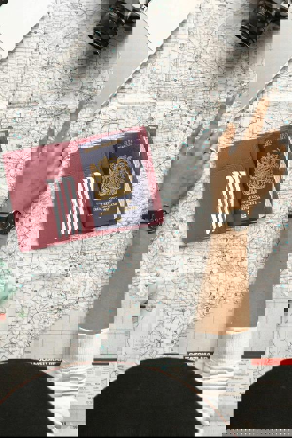 Catwalk Collection Handbags Skye - Passport Holder