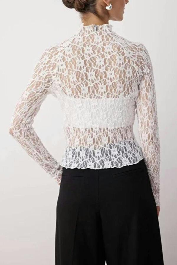 WOVCOR Lace Long Sleeve Knit Blouse