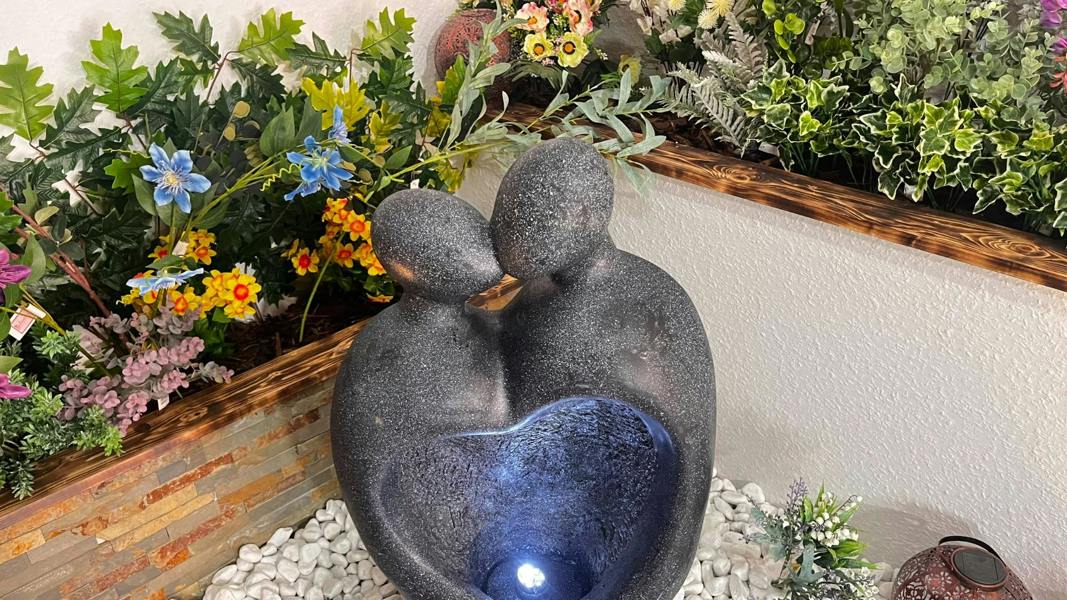 Tranquillity Water Features Heart Couple Contemporary Solar Water Feature