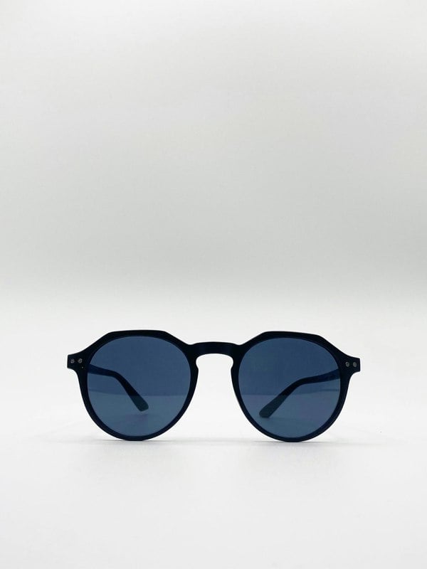 SVNX Matte Classic Preppy Sunglasses With Key Hole Nosebridge