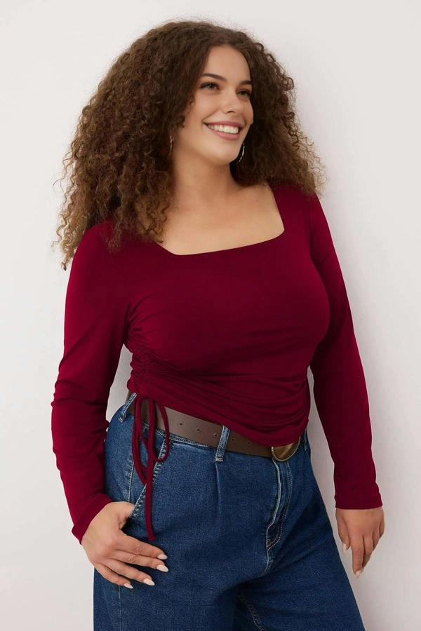 WOVCOR Square Neck Plus Size Knitted Blouse with Gathered Sides