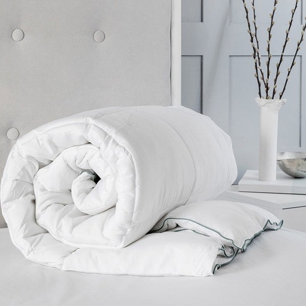 Snug City Gloria - Microfibre Soft Touch Feels Like Down Duvet
