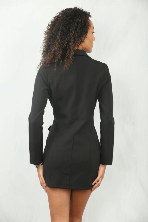 Black Belted Blazer – Tailored Chic Style