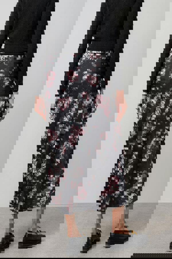 Lily & Me Evelyn Floral Print Satin Midi Skirt Black