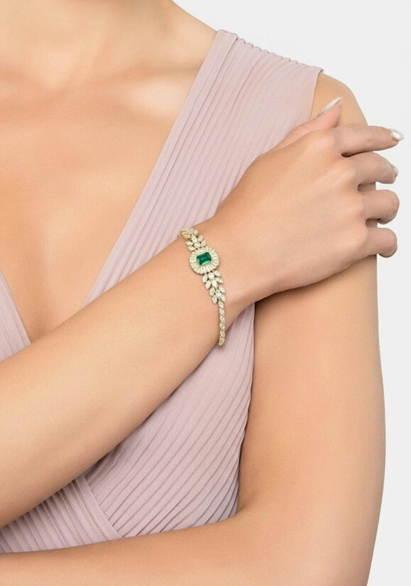 Latelita Countess Gemstone Bracelet Emerald Gold