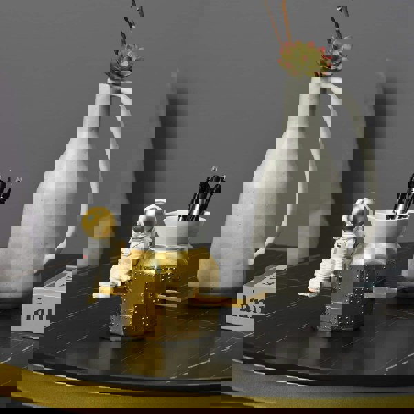 Maison des Cadeaux Astronaut Stationery & Pen Holder