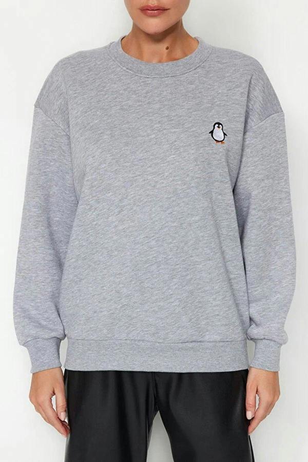 WOVCOR Animal Embroidered Thick Fleece Knit Sweatshirt