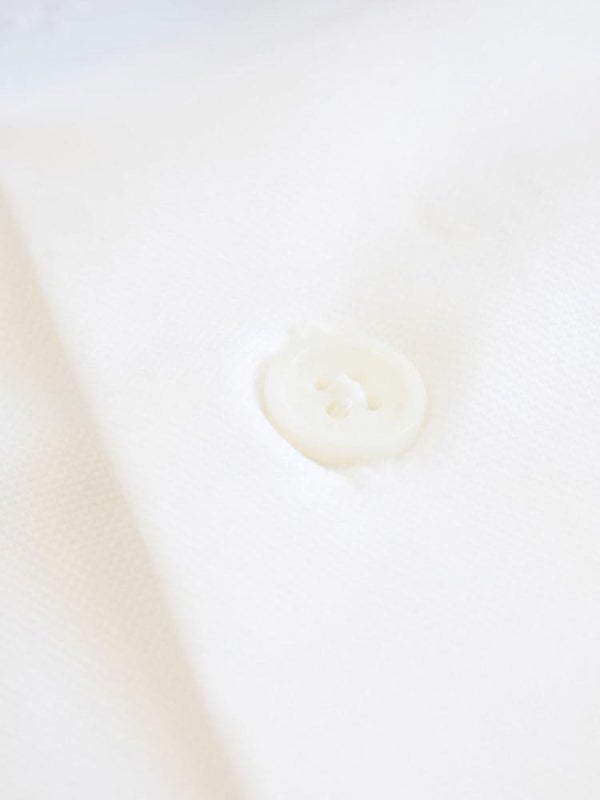 Mother-of-Pearl buttons in shirt