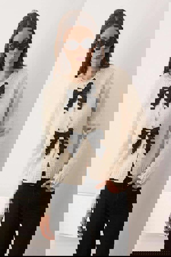 WOVCOR Crew Neck Knit Cardigan with Ribbon Detail