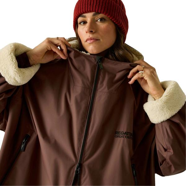 Regatta Unisex Adult Seaside Waterproof Changing Robe - Dark Cherry - 