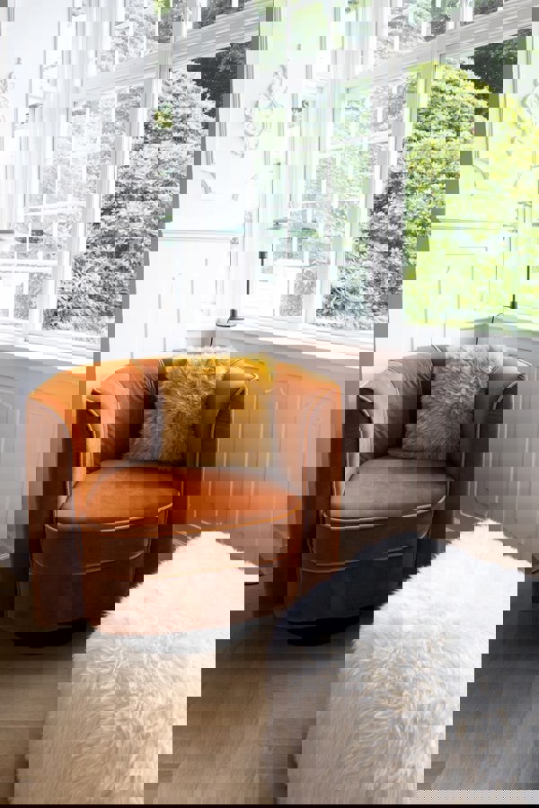 Long Wool Sheepskin Pouf