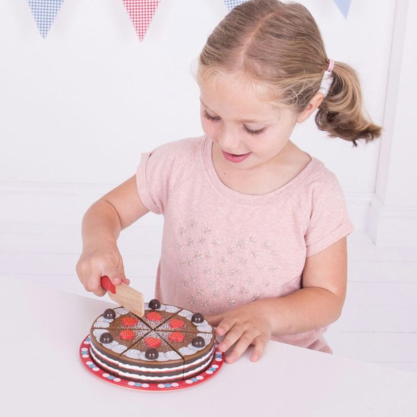 Bigjigs Toys Wooden Chocolate Cake Toy - Includes 6 Slices & Cake Slicer